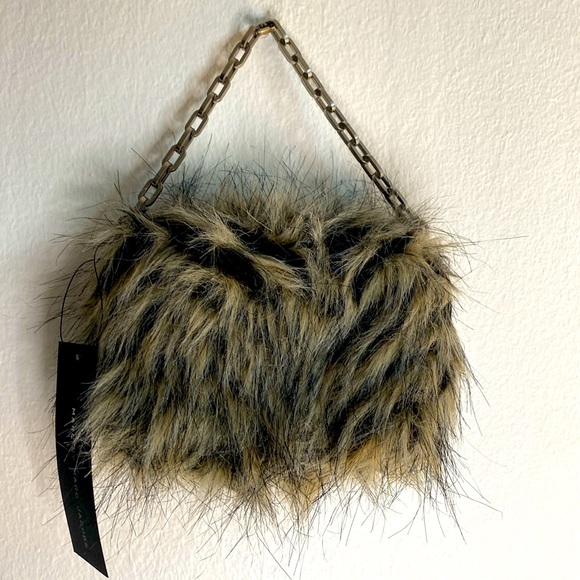 Marc by Marc Jacobs grey multi faux fur small purse. New with dust bag - Picture 6 of 11